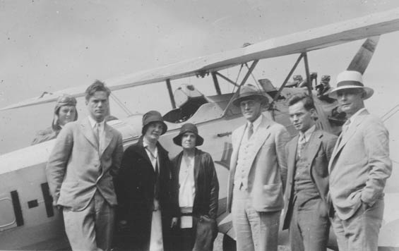McMullen (Rear) With Others, Ca. 1928-30 (Source: Barnes)